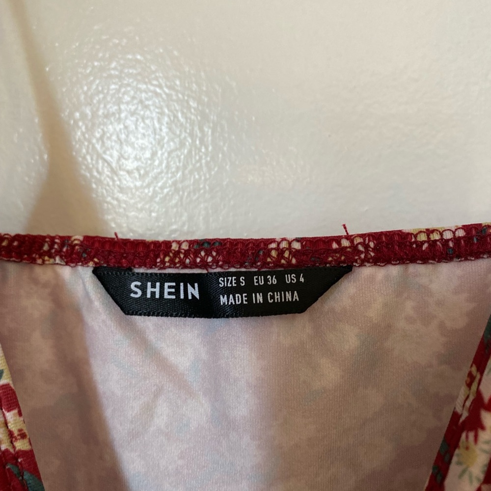 Dress - Picture 5 of 5